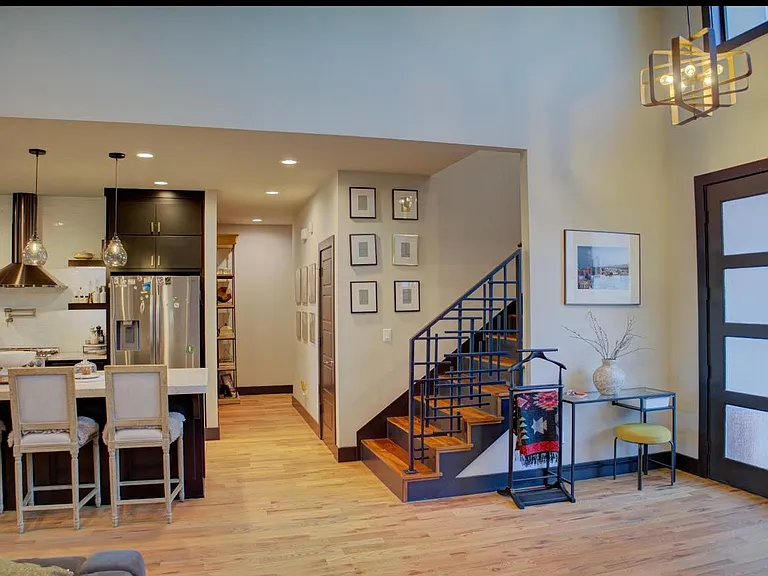 2241 W Decatur St S — Photo 5