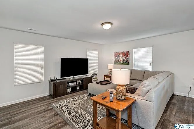 103 Winstead Cir — Photo 16