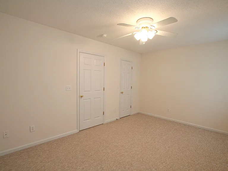 109 Marigold St #109 — Photo 6