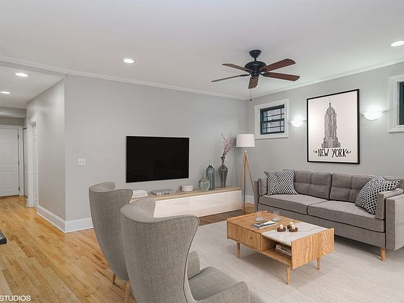 5th image of 1144 W Pratt Blvd APT 1S
