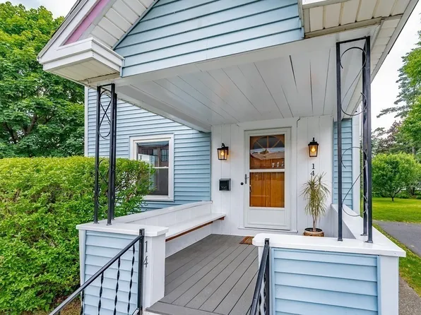 14 Kenwood St, Greenfield, MA 01301