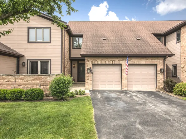 1729 Pebble Beach Ct, Hoffman Estates, IL 60169