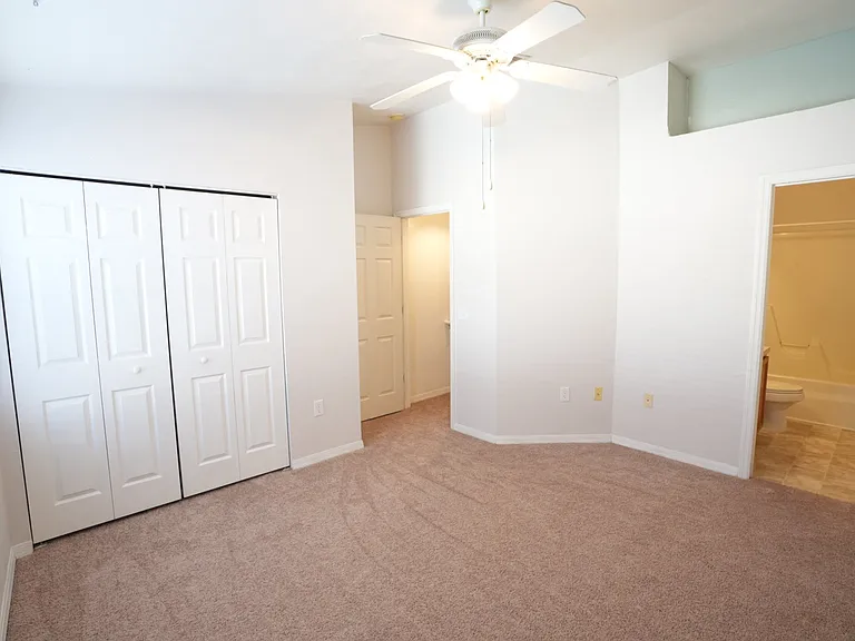 3901 SW 20th Ave #205 — Photo 17