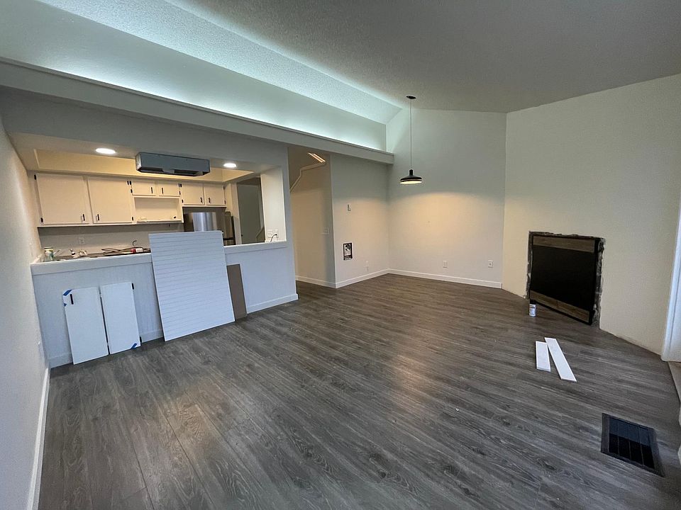 Living and dining area
