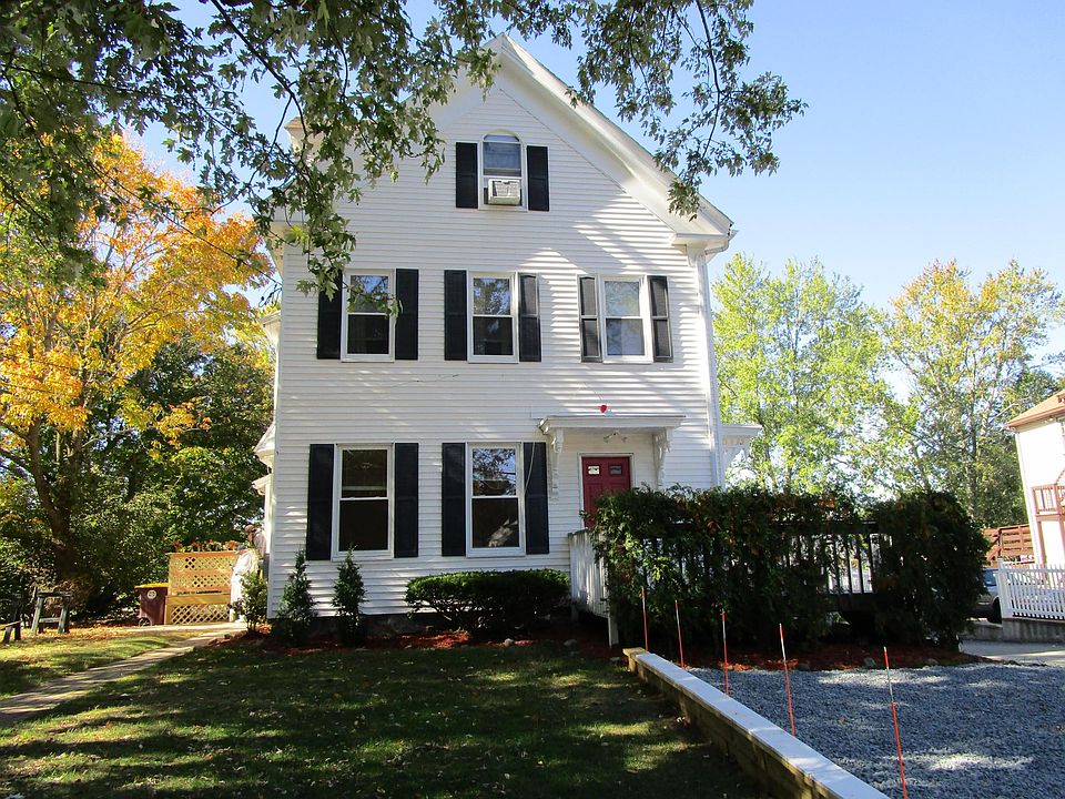 1st image of 1023 Front St Rear 1