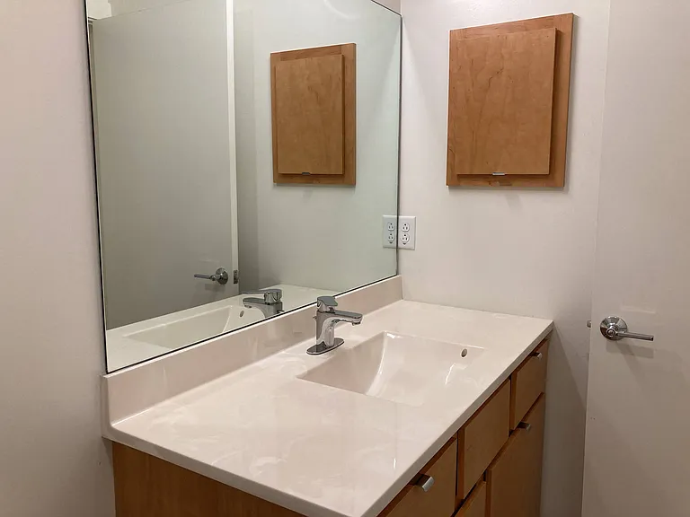 South End Apartments — Photo 27