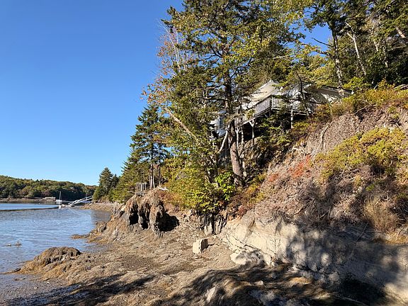 4th image of 67 Branch Road