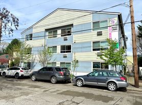 Roseland Apartments
