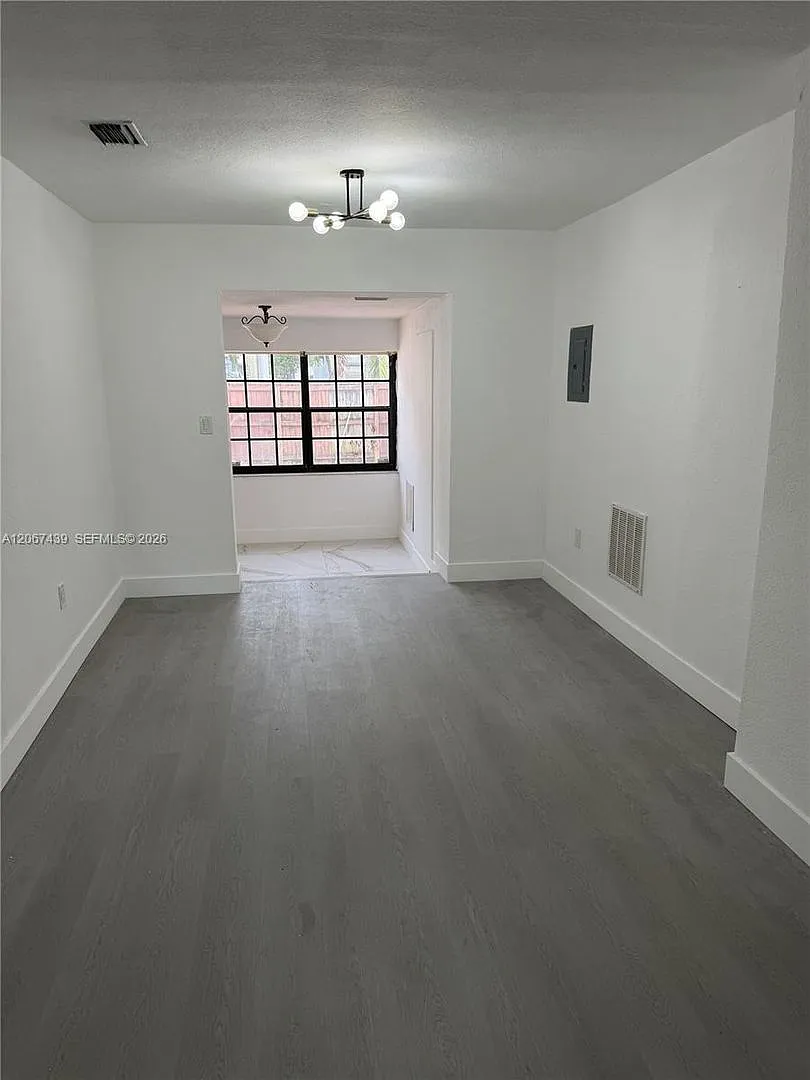 2424 SW 21st Terrace Main, Miami, FL 33145 - 3408 — Photo 4