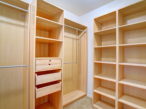 4th image of 20315 122nd Pl NE