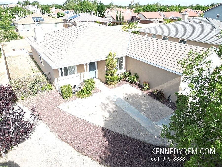 1st image of 43021 Carpenter Dr