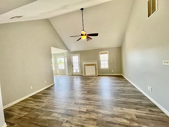 5th image of 220 Lynwood Dr