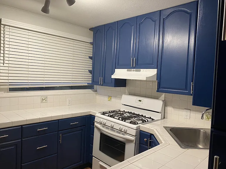829 Hunt Ave — Photo 6