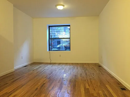 Rented by Bohemia Realty Group | media 43