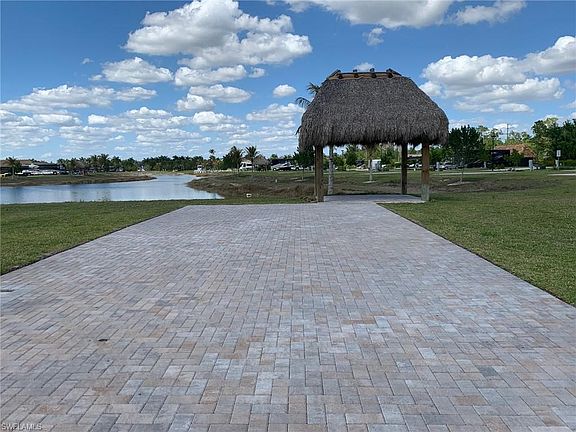 3rd image of 5593 Laguna Caribe CIR
