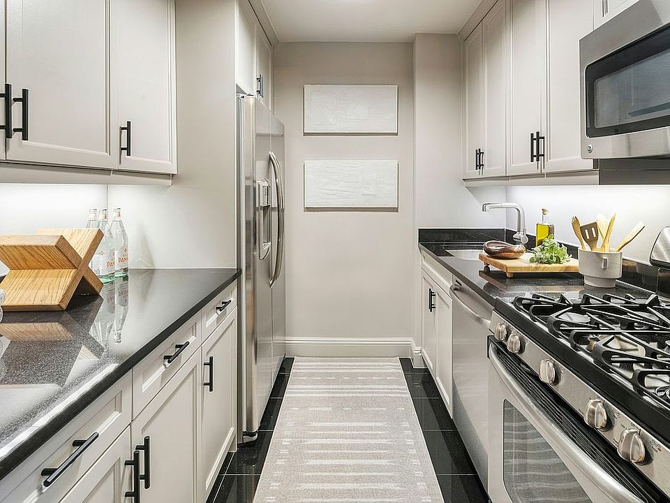 1st image of 155 W 68th St APT 1205