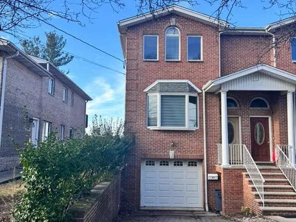 215 Roff Ave #B, Palisades Park, NJ 07650