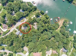 710 Honeysuckle Ln, Gainesville, GA 30501