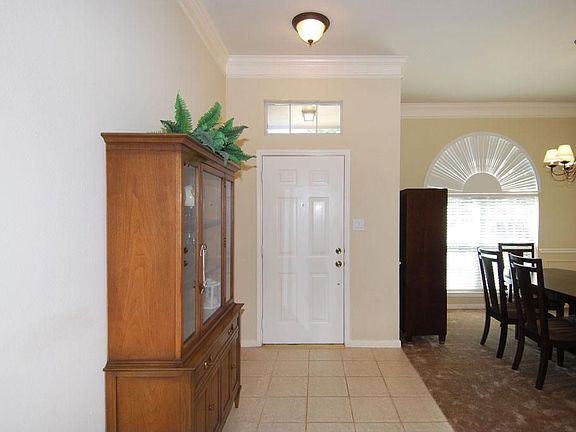 5th image of 418 Roans Prarie Ln