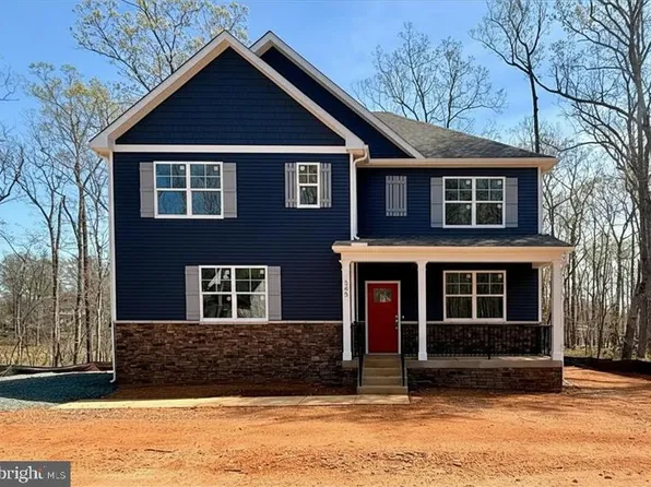 345 Glenmore Ln, Keswick, VA 22947