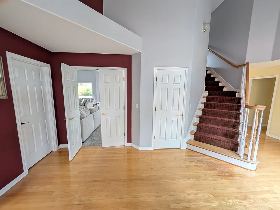 NW Baker Crest Ct