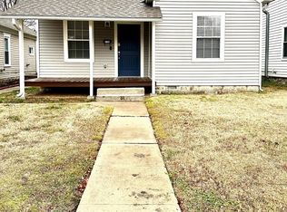 715 W 2nd St, Webb City, MO 64870