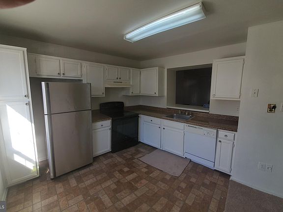 5th image of 14919 Enterprise Ln