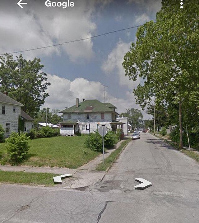 1st image of 823 S G St