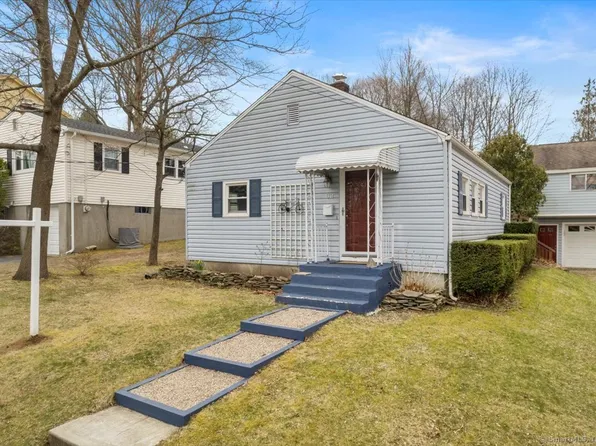 62 Morris Street, Hamden, CT 06517