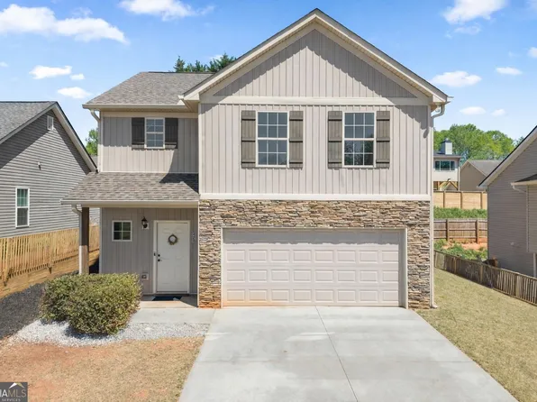 429 Highland Pointe Dr, Alto, GA 30510