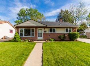 905 E 13 Mile Rd, Royal Oak, MI 48073