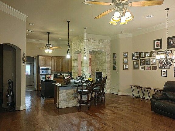 5th image of 178 Eagle Landing Dr