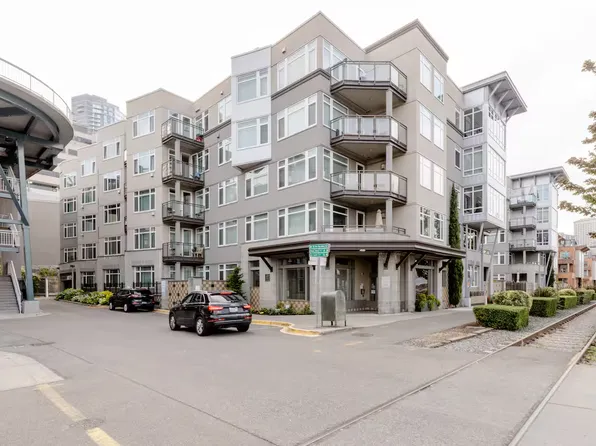 2000 Alaskan Way, Seattle, WA