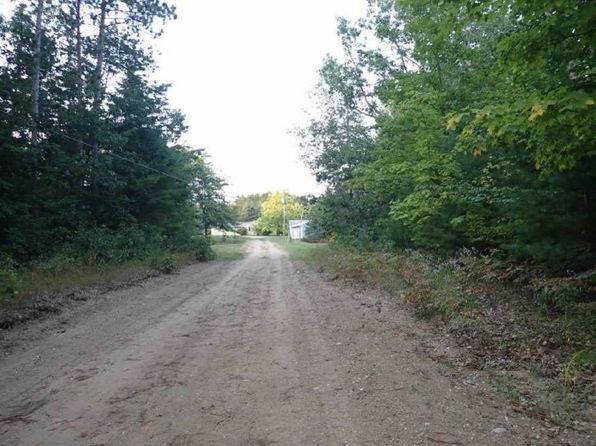 303 Oak St, Fife Lake, MI 49633