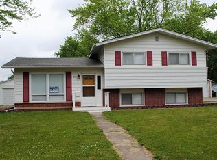 407 Spruce St, North Aurora, IL 60542