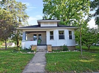 608 W Walnut St, Nappanee, IN 46550