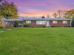 153 Pleasant Hill Ln, Pembroke, VA 24136