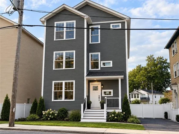 549 Douglas Ave, Providence, RI 02908