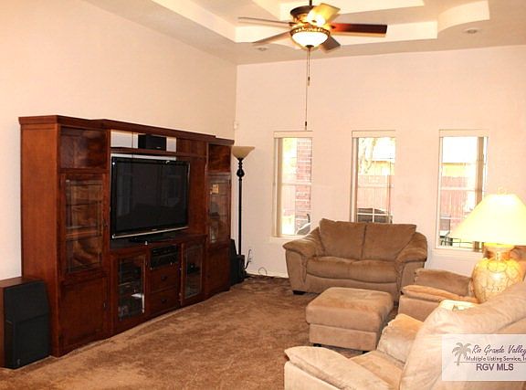 5th image of 2605 Thomas Ln