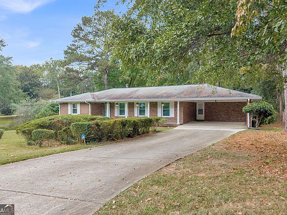 2nd image of 1440 Compton Dr SW