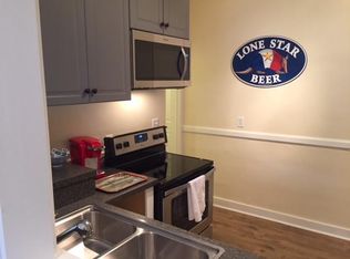 105 Forest Ct, Louisville, KY 40206