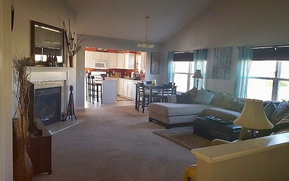 4th image of 383 Grand Circuit Blvd