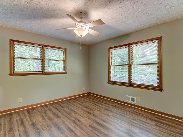 130 Aspen Way — Photo 28