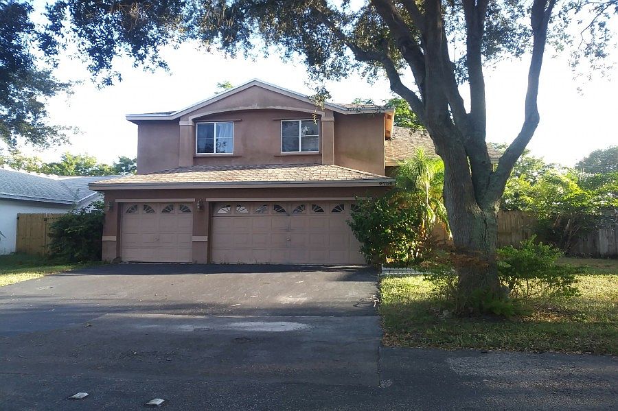 1st image of 4756 NW 14th St
