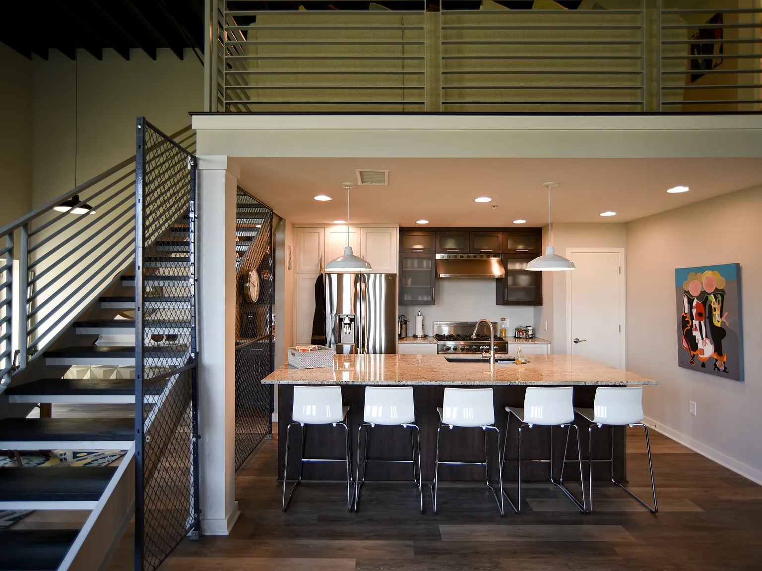 3 bed, 2.5 bath, 2172 sqft, $4,100 — Photo 2