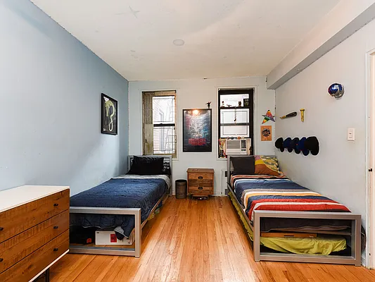 Sold by Benjamin Realty Since 1980 | media 26