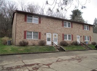 1340 McFarland Rd #1, Cambridge, OH 43725