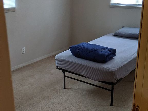 5th image of 4868 Greenfield Dr #1