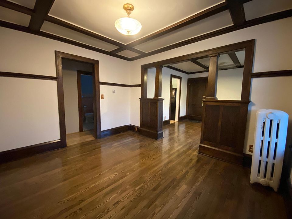 1st image of 988 Dale St N #2