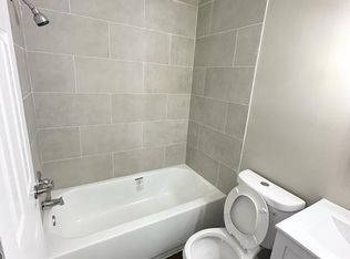 3118 W 14th St APT 303, Cleveland, OH 44109
